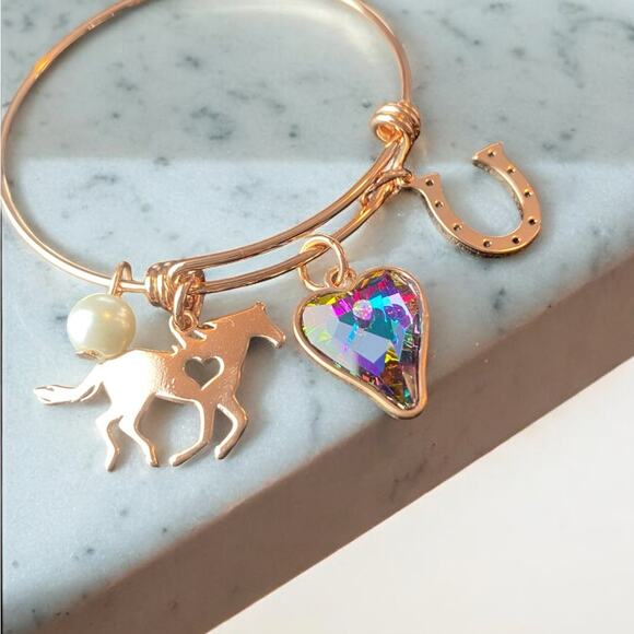 Rose Gold Bangle Charm Bracelet Horse/Heart/Horseshoe/Pearl NIB - Picture 2 of 6